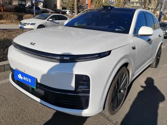 Фотография автомобиля — Li Auto L7