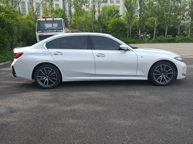 BMW 3 Series — Фото автомобиля 19