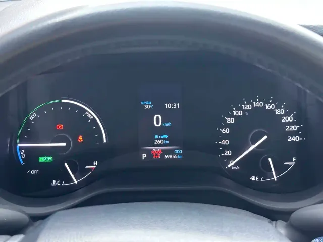 Toyota Sienna — Фото автомобиля 9