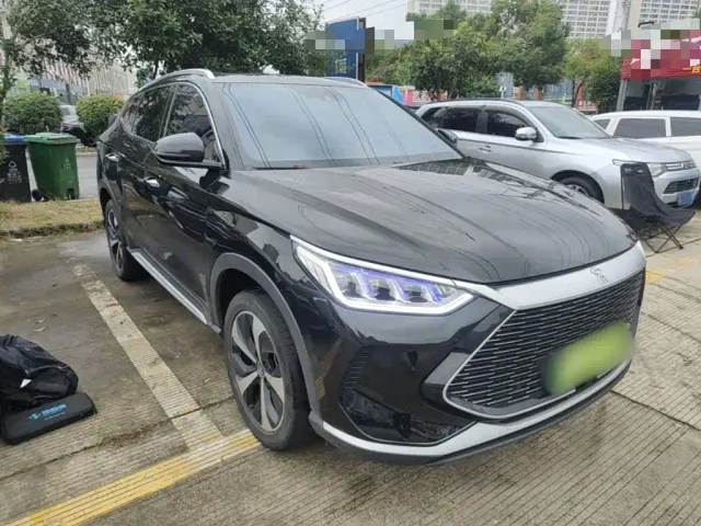 BYD Song PLUS — Фото автомобиля 3