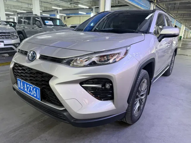 Фотография автомобиля — Toyota Wildlander