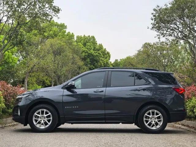 Chevrolet Equinox — Фото автомобиля 4