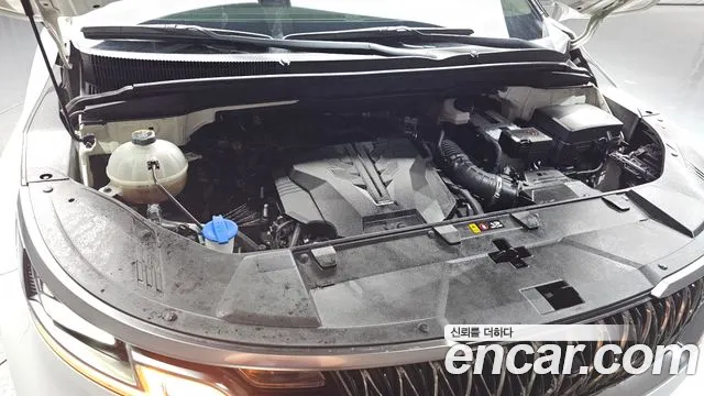 Kia Canival Carnival 4 поколение Бензин 9 мест Signature — Фото автомобиля 6