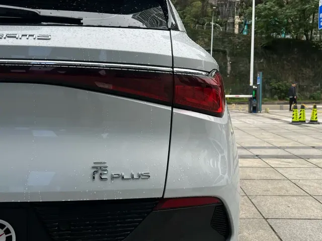 BYD Yuan PLUS — Фото автомобиля 7