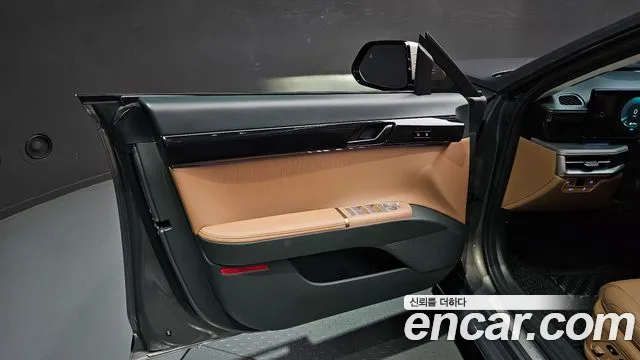 Hyundai Grandeur GN7 — Фото автомобиля 13