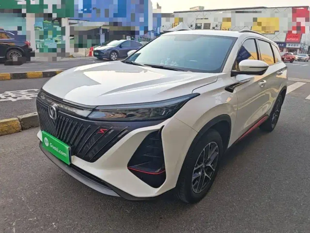 Фотография автомобиля — Changan CS75 Plus