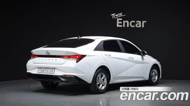 Hyundai AVANTE Avante (CN7) — Фото автомобиля 2