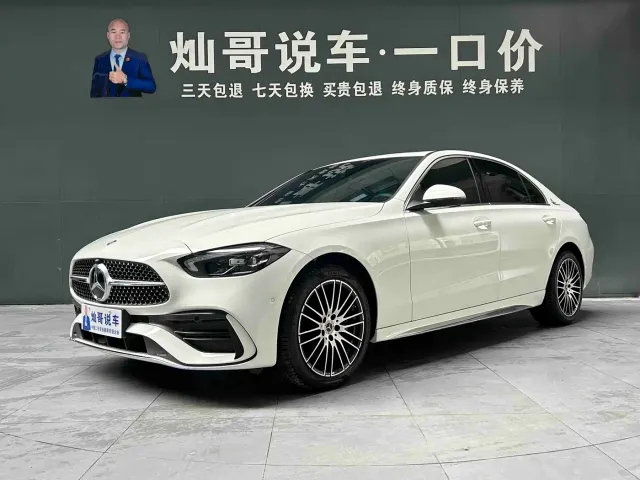 Фотография автомобиля — Mercedes-Benz C-Class