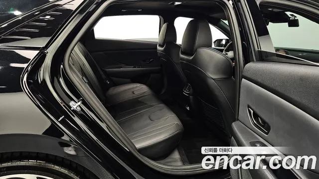 Hyundai Avante CN7 — Фото автомобиля 18