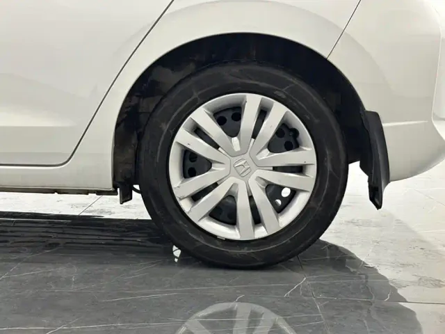 Honda Fit — Фото автомобиля 16
