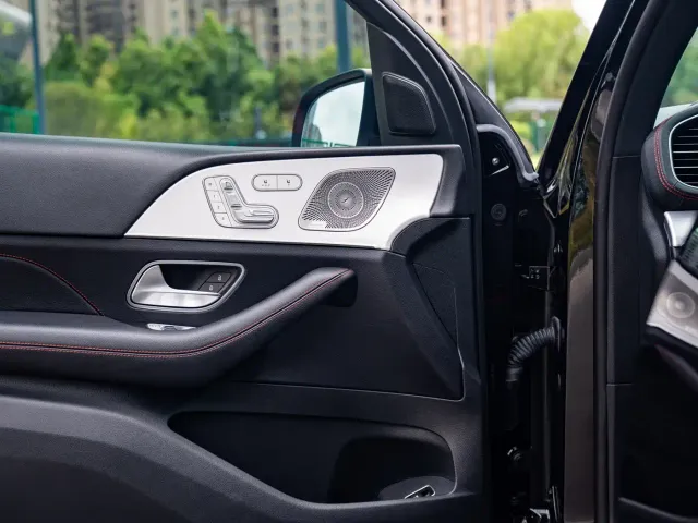 Mercedes-Benz GLE-Class AMG — Фото автомобиля 9