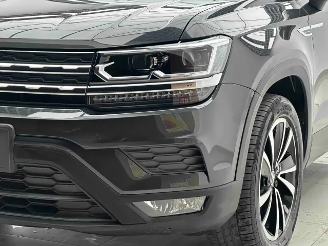 Volkswagen Tharu — Фото автомобиля 20