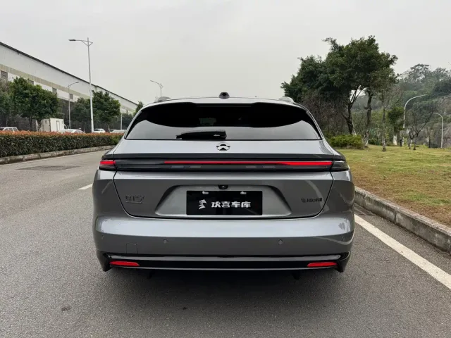 Nio ET5 Touring — Фото автомобиля 3