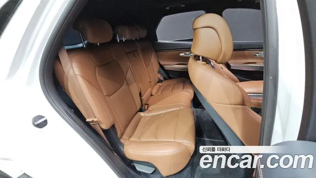 Genesis GV70 — Фото автомобиля 17