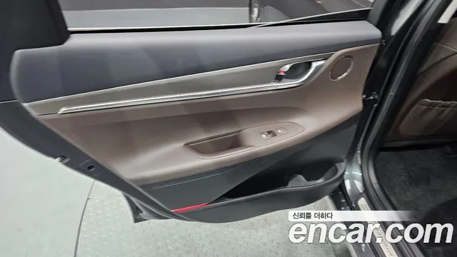 Hyundai Grandeur Grandeur (New) — Фото автомобиля 14