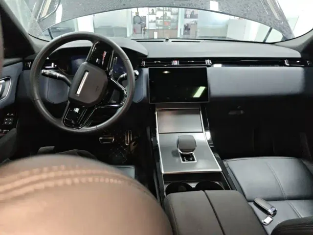 Land Rover Range Rover Velar — Фото автомобиля 9