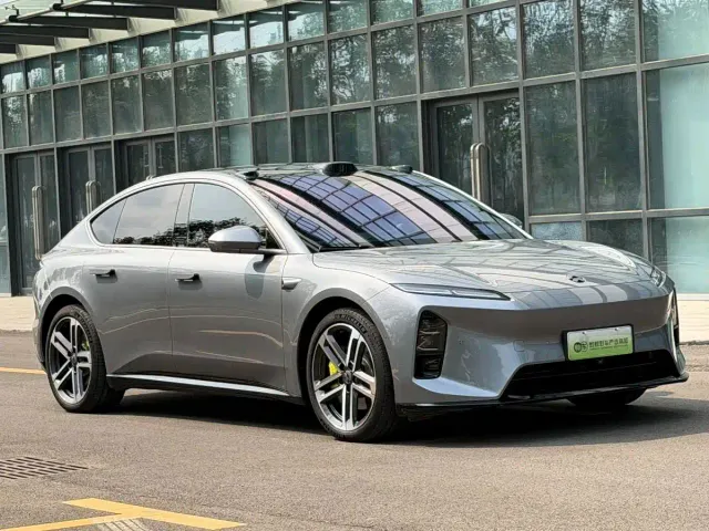 Nio ET5 — Фото автомобиля 3