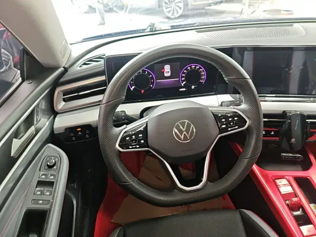 Volkswagen Lamando — Фото автомобиля 10