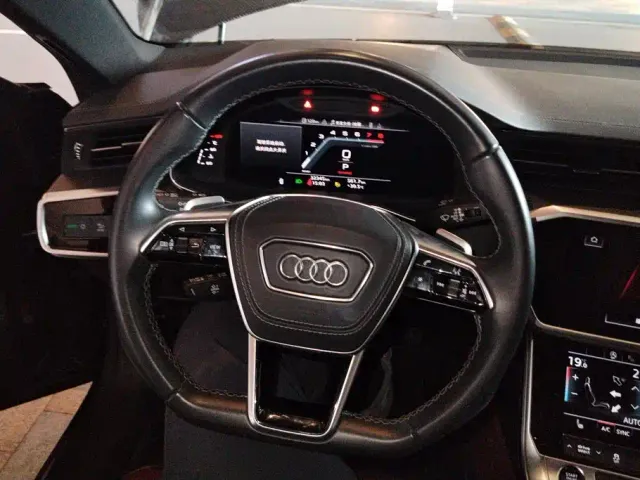 Audi A7L — Фото автомобиля 15