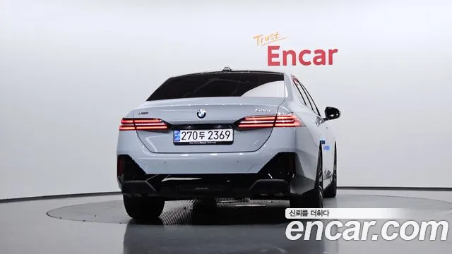 BMW 5-Series 5 серия (G60) 530i xDrive M Sport — Фото автомобиля 2