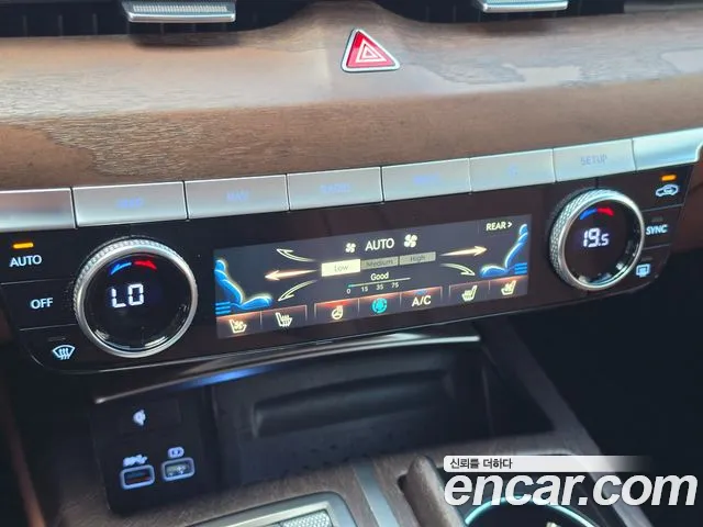 Genesis G80 RG3 — Фото автомобиля 18