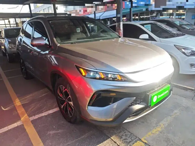 BYD Song Pro — Фото автомобиля 3