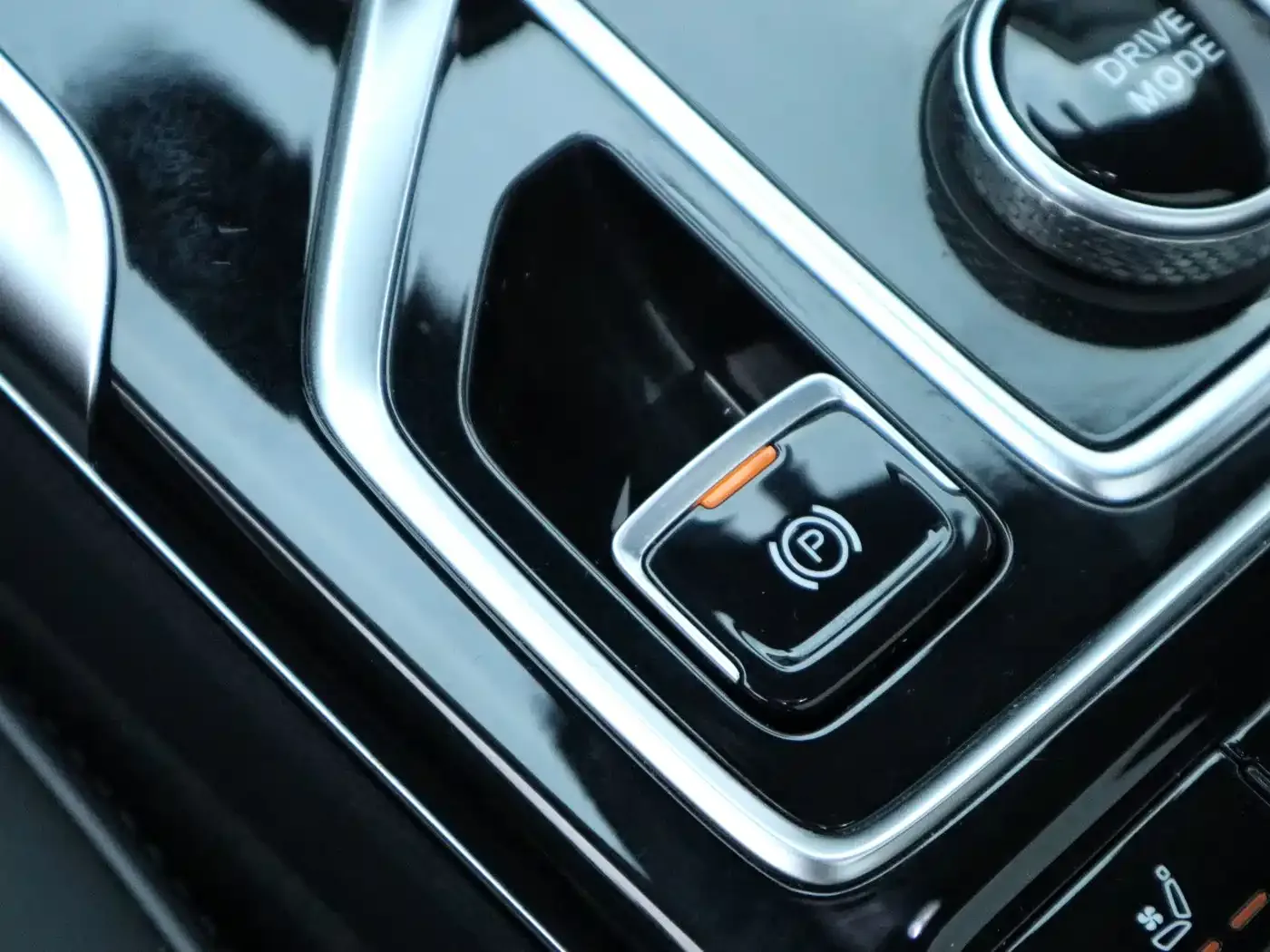 Hongqi Hongqi HS5 2022 2.0T Smart Connect Premium Edition — Фото автомобиля 22