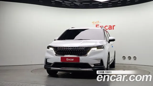 Kia Canival Carnival 4 поколение Дизель 9 мест Signature — Фото автомобиля 3
