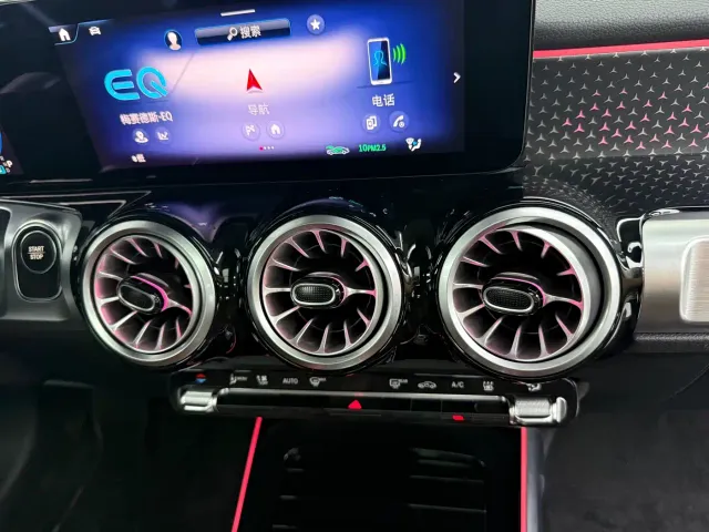 Mercedes-Benz EQB — Фото автомобиля 10