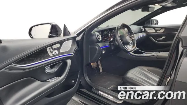 Mercedes-Benz CLS-Class — Фото автомобиля 7