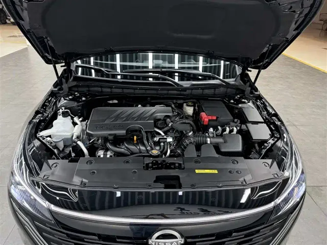 Nissan Teana — Фото автомобиля 6