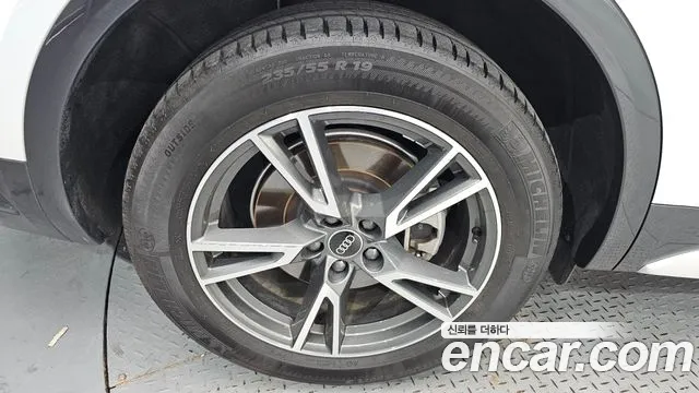 Audi Q5 40 TDI quattro — Фото автомобиля 23