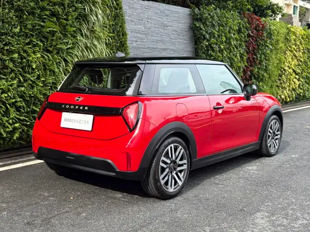 MINI Hatch — Фото автомобиля 6