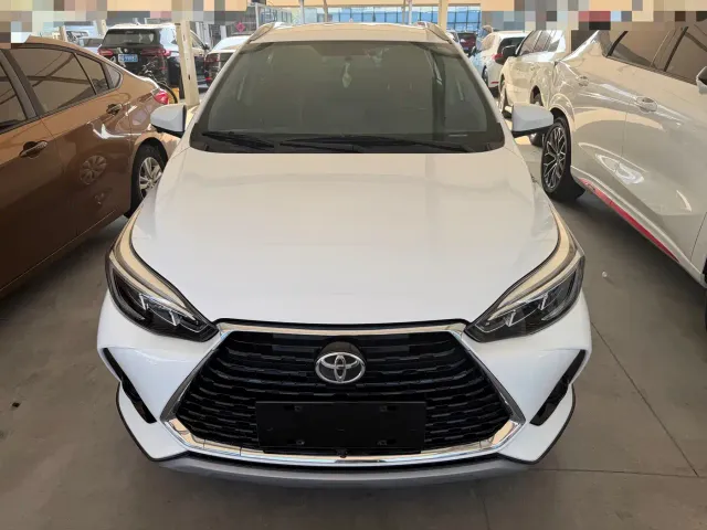 Toyota YARiS L Zhi Xuan — Фото автомобиля 3