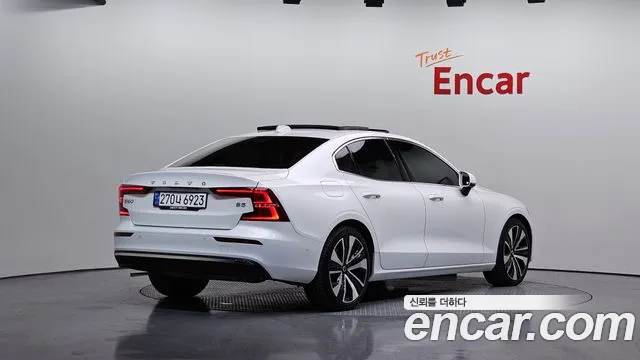 Вольво S60 S60 третьего поколения B5 Ultra Bright — Фото автомобиля 2