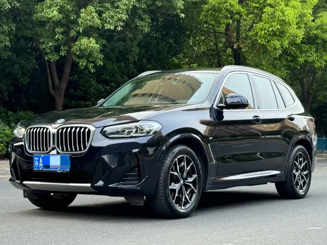 Фотография автомобиля — BMW X3