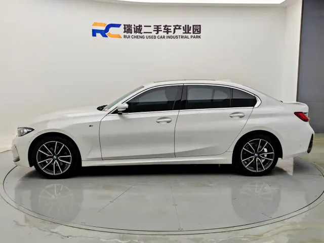 BMW 3 Series — Фото автомобиля 3