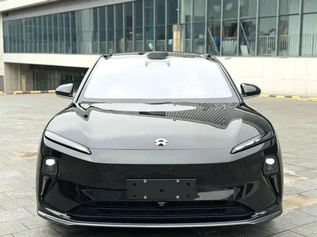 Nio ET5 Touring — Фото автомобиля 2