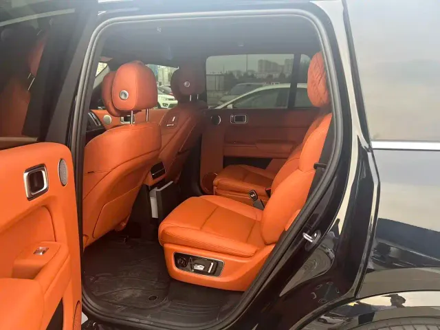 Li Auto L9 — Фото автомобиля 5