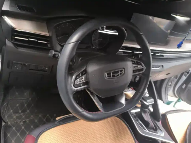Geely Vision X3 — Фото автомобиля 15
