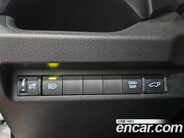 Toyota RAV4 — Фото автомобиля 12