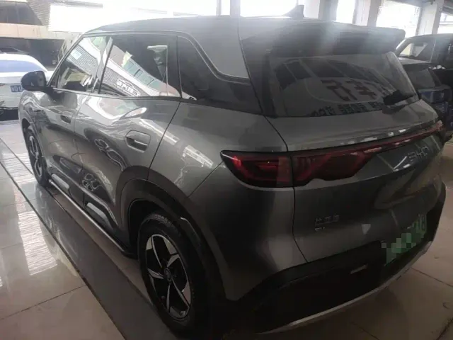BYD Yuan UP — Фото автомобиля 4