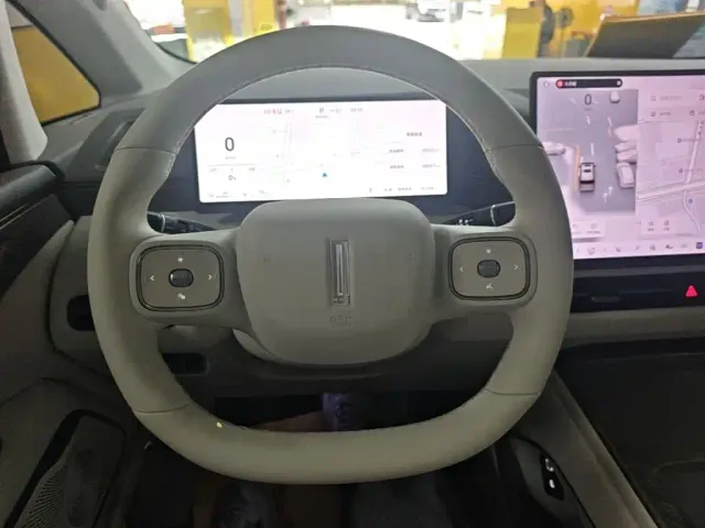 Wey Alpine — Фото автомобиля 10