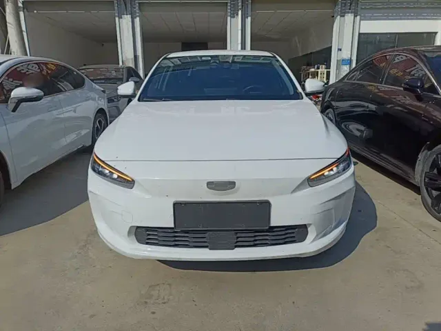 Geely Geometry A — Фото автомобиля 2