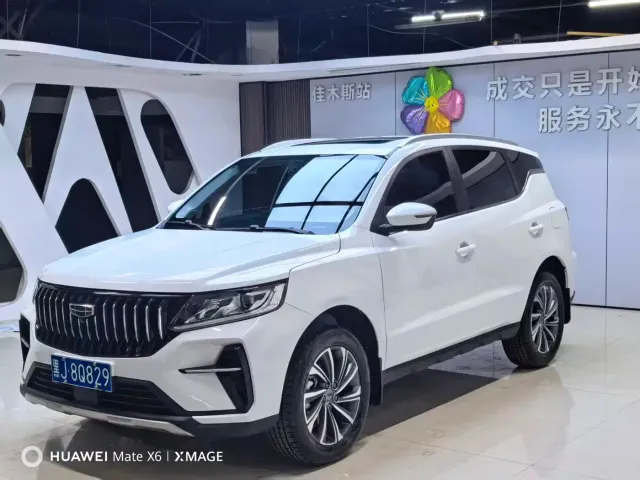 Фотография автомобиля — Geely Vision X6