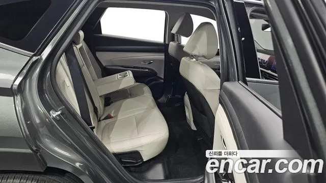 Hyundai Tucson Новый Tucson (NX4) Бензин 1.6 турбо 2WD — Фото автомобиля 11