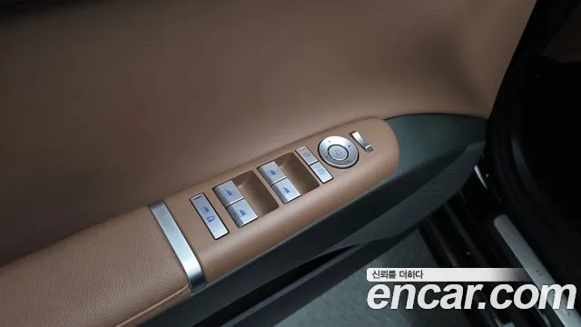 Hyundai Grandeur GN7 — Фото автомобиля 29