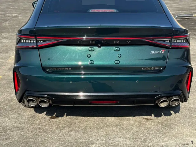 Chery Arrizo 8 — Фото автомобиля 10