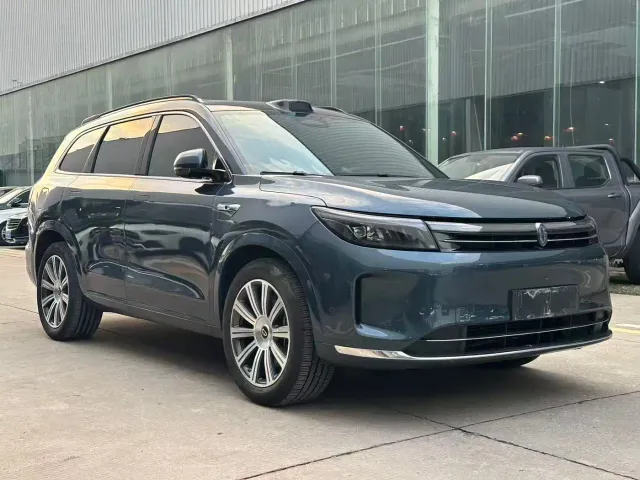 Aito M7 — Фото автомобиля 3