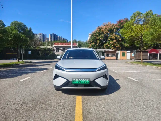 BYD Yuan PLUS — Фото автомобиля 2